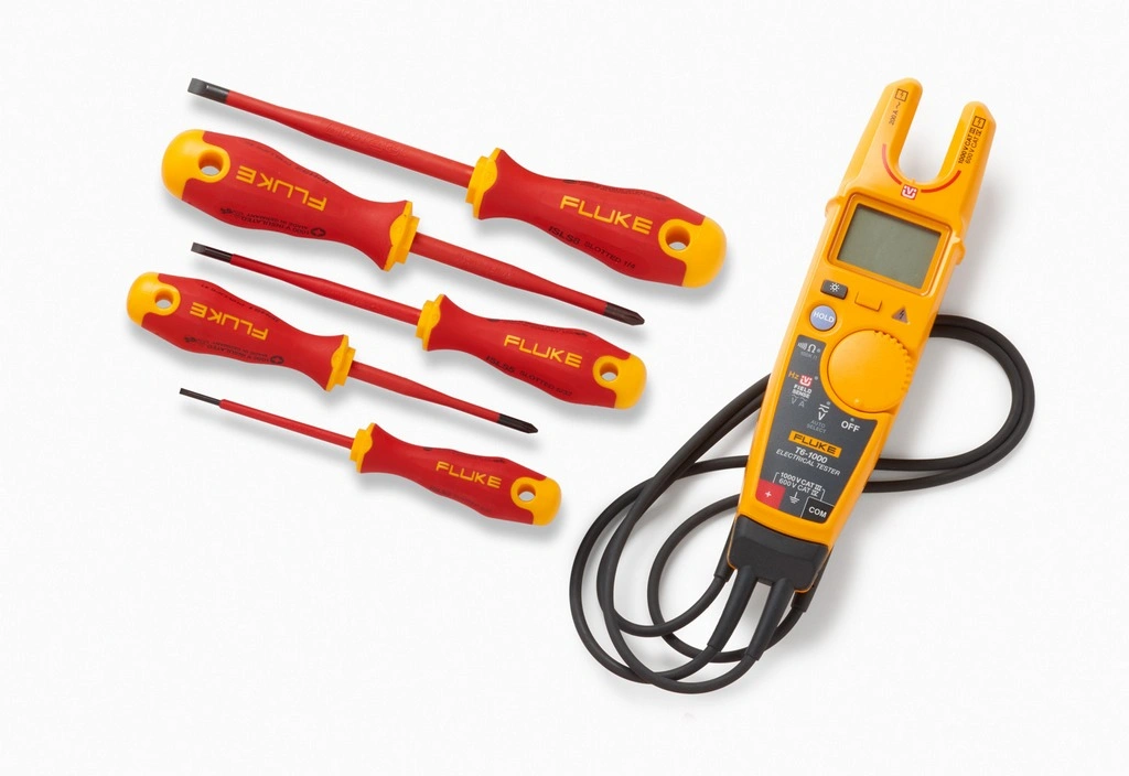 Комплект Fluke IBT6KEUR - тестер напряжения Fluke T6-1000/EU с набором инструментов
